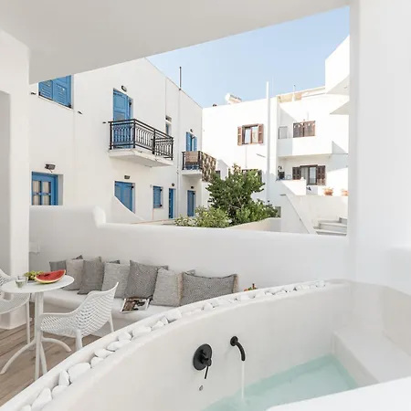 מלון Naxian Spirit Naxos City