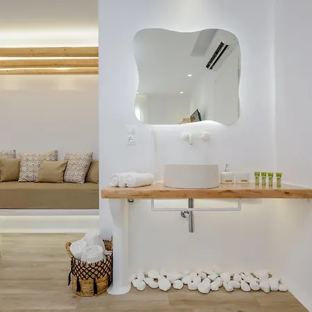 מלון Naxian Spirit Naxos City