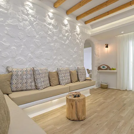 מלון Naxian Spirit *