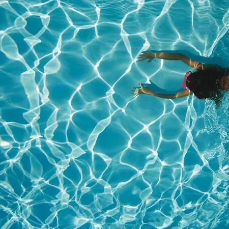 מלון Naxian Spirit *