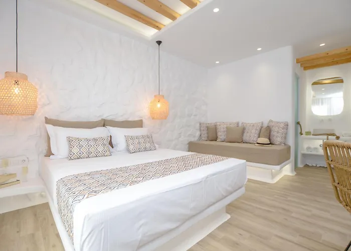 Naxian Spirit * Naxos City